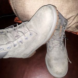 GUC Grey Timberland Boots size 7 woman and 5.5 boys. stains but Good condition